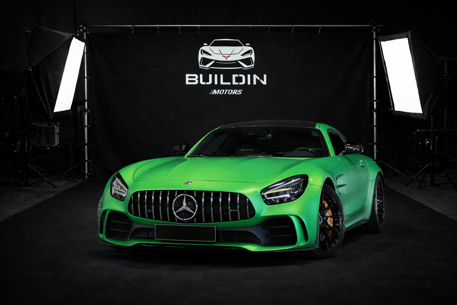 MERCEDES AMG GTR