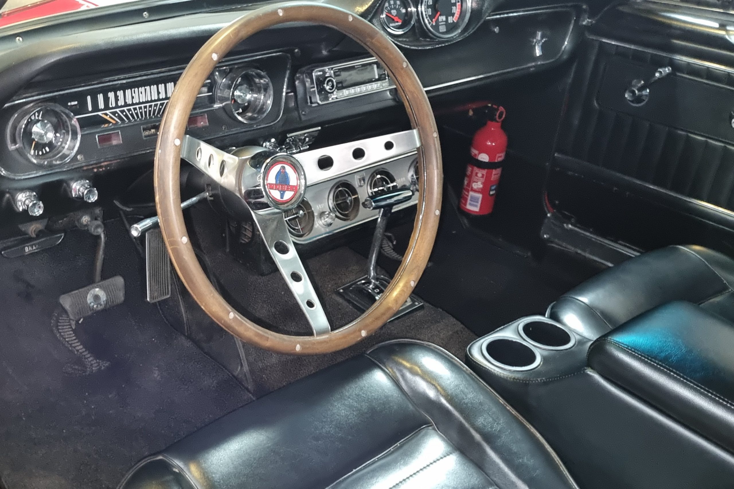 MUSTANG FASTBACK 65' - CLONE GT350 – Image 6