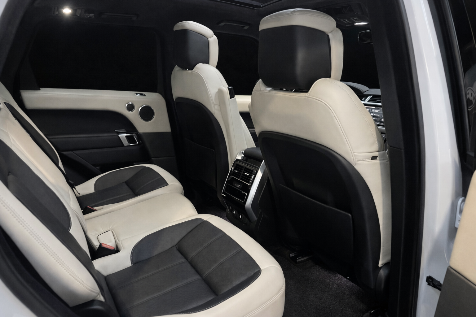 RANGE ROVER SPORT – Image 7